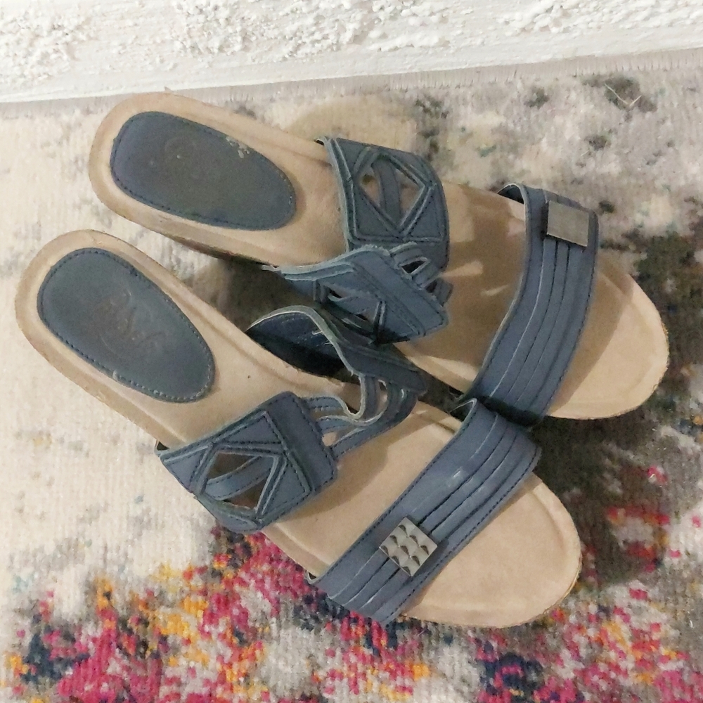 Pure Sole Navy Blue Strappy Leather Wedge Sandal Womens Size 8 As Is - Picture 3 of 8